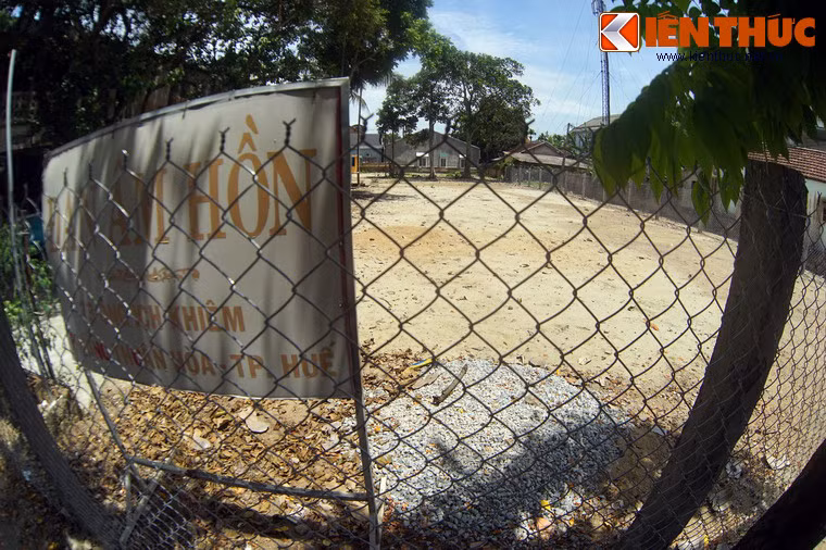 Sau khi khuôn viên đàn Âm hồn được phục hồi, Trung tâm Bảo tồn di tích Cố đô Huế đã tiến hành các bước như thu thập tư liệu, xác lập hồ sơ để lên kế hoạch trùng tu tôn tạo di tích lịch sử đặc biệt này.