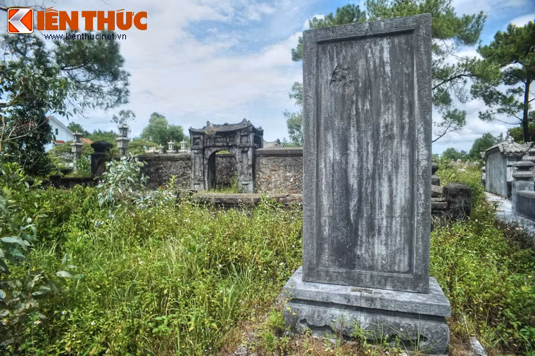 Ngày nay, lăng vẫn được bảo tồn tương đối nguyên vẹn sau nhiều thăng trầm của lịch sử.