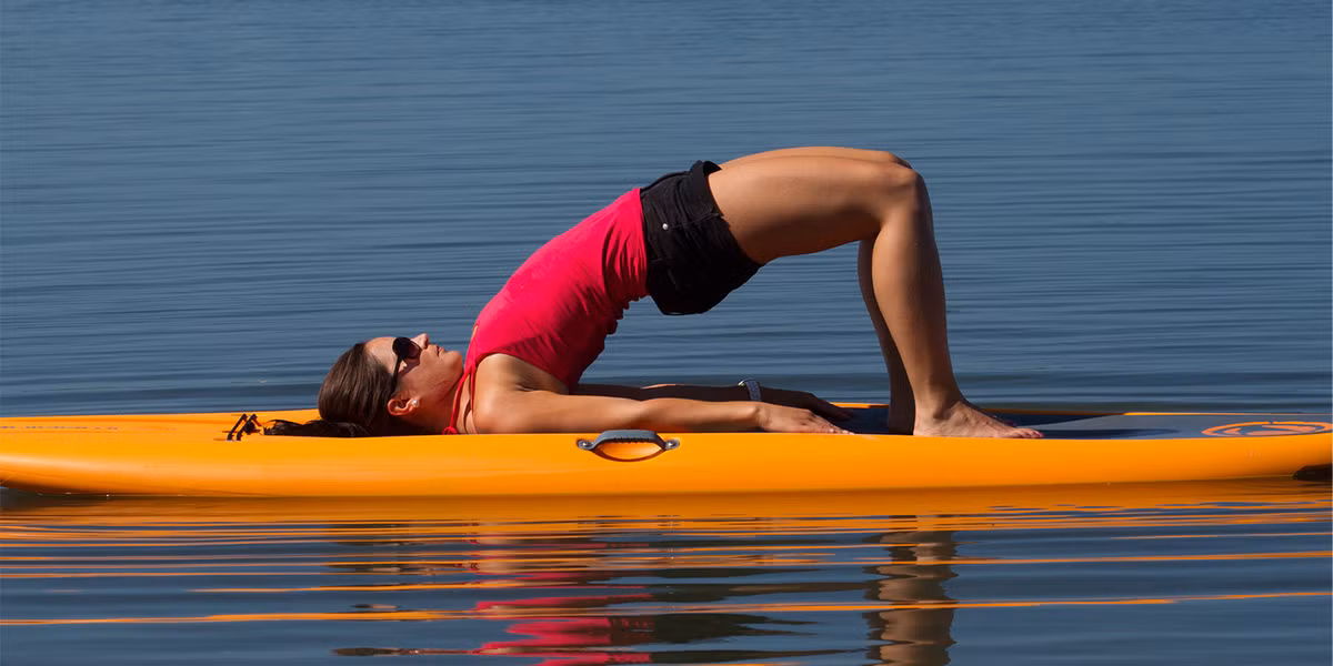 Khả năng bị ngã khỏi ván rất cao khiến bạn tập trung và có động lực hơn. Và điều này có thể giúp bạn chống lại những hệ quả của sự căng thẳng tác động tới bạn trong cuộc sống hằng ngày.