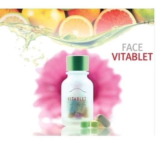 Xịt khoáng dạng viên. Thời gian gần đây trên thị trường xuất hiện một loại xịt khoáng hoàn toàn mới với dạng viên nén đặc biệt (giống như viên nén vitamin), sản phẩm ngay lập tức thu hút sự chú ý của chị em không chỉ bới tính năng mà còn ở sự thuận tiện, dễ sử dụng của nó.