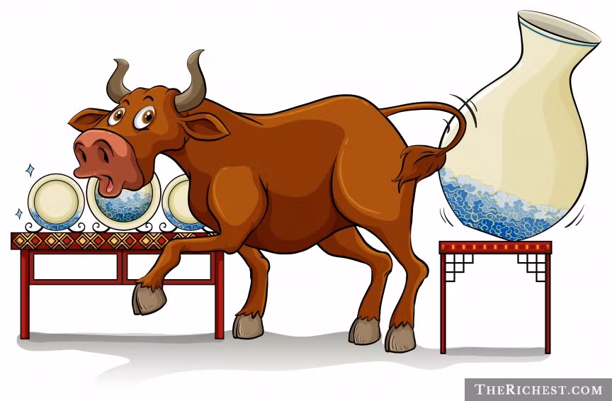 Dễ bị đụng chạm với những thứ xung quanh. Đối với những cô nàng có vòng 3 khủng, bạn sẽ gặp phải các vấn đề khó khăn khi đi lại ở những nơi chật chội, ví dụ như khi đi xem phim, bạn phải len vào đúng số ghế ngồi của mình chẳng hạn. Việc đụng chạm vô ý với những thứ xung quanh là điều khó tránh khỏi.