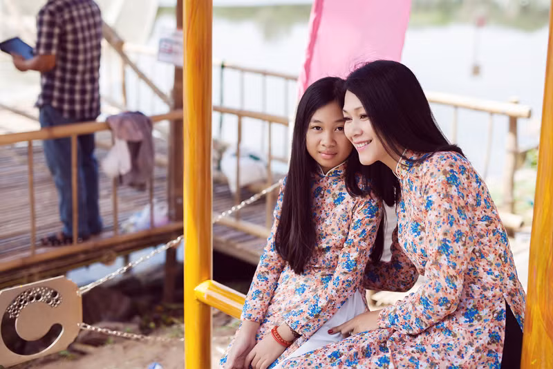 "Tôi luôn cảm thấy mình được may mắn trong công việc cũng như cuộc sống. Khi gặp sự cố hay những điều tưởng chừng như không giải quyết được sẽ có quý nhân xuất hiện và hỗ trợ", người đẹp chia sẻ.