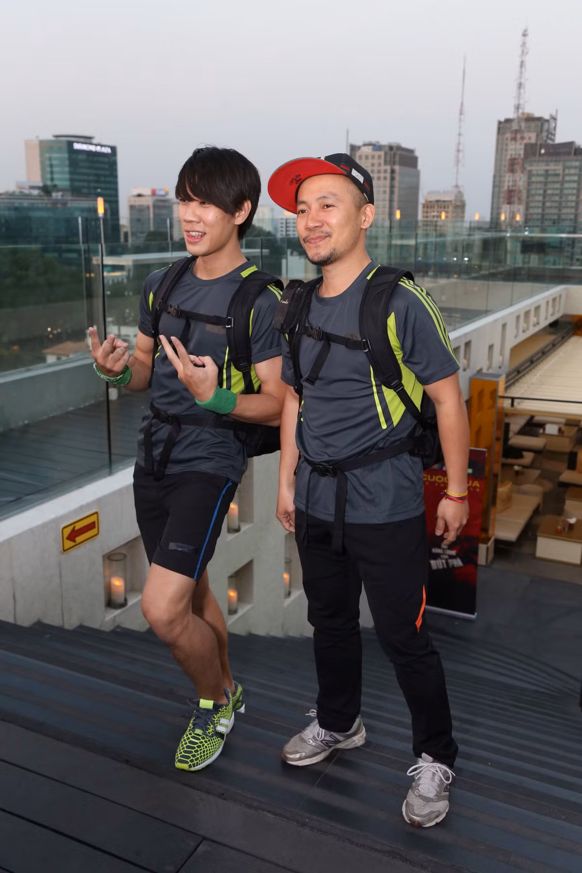 Việc không được đồng hành cùng Hari Won không làm Tiến Đạt buồn. Vì có thể trở lại sân chơi anh yêu thích và nhìn thấy một lần nữa những kỷ niệm đẹp của cả hai đủ làm Tiến Đạt vui.