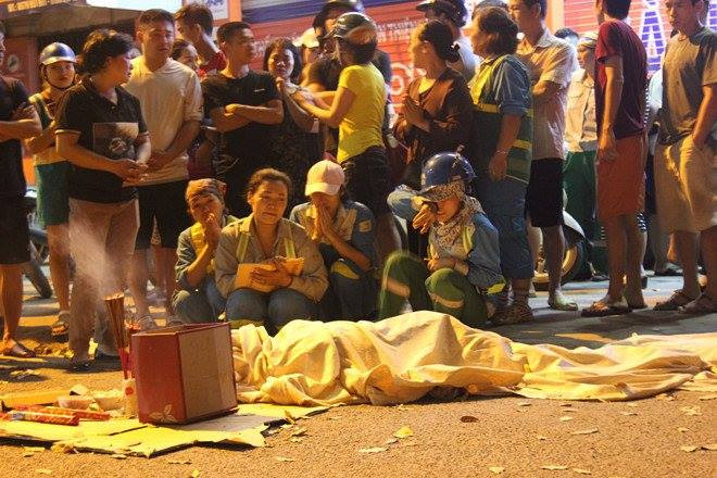 Nguoi than nu cong nhan bi o to “dien” dam tu vong chet lang nhan tin-Hinh-5