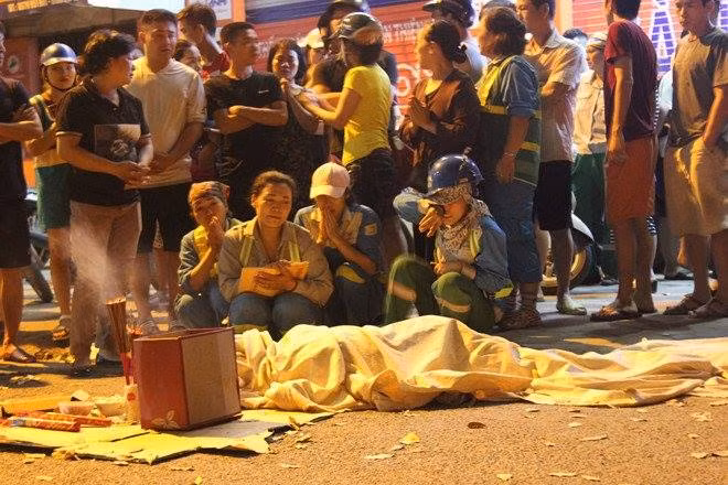 Nguoi than nu cong nhan bi o to “dien” dam tu vong chet lang nhan tin-Hinh-5