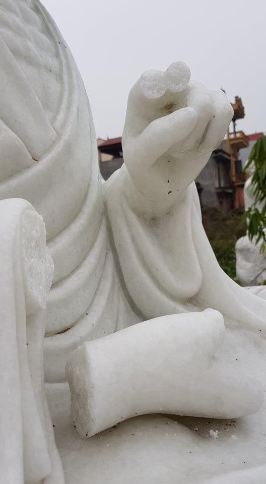 Theo Đại đức Thích Thanh Khánh, ngay khi nhận được tin báo, lực lượng chức năng xã Vĩnh Ngọc và huyện Đông Anh khẩn trương đến hiện trường kiểm tra, ghi nhận 12 pho tượng La Hán bị phá hoại.