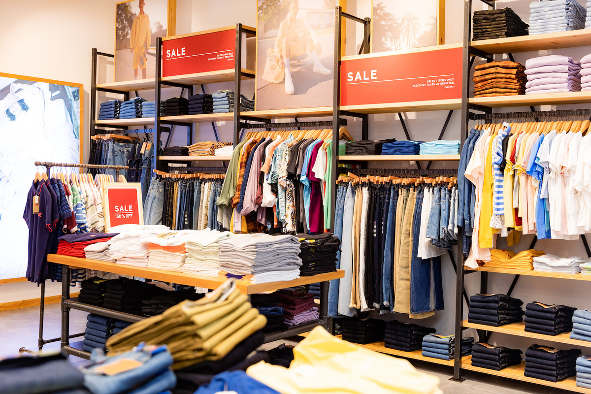 Sam he hung khoi cung loat uu dai “deal chong deal” hap dan chi co tai Vincom Red Sale 2023-Hinh-5