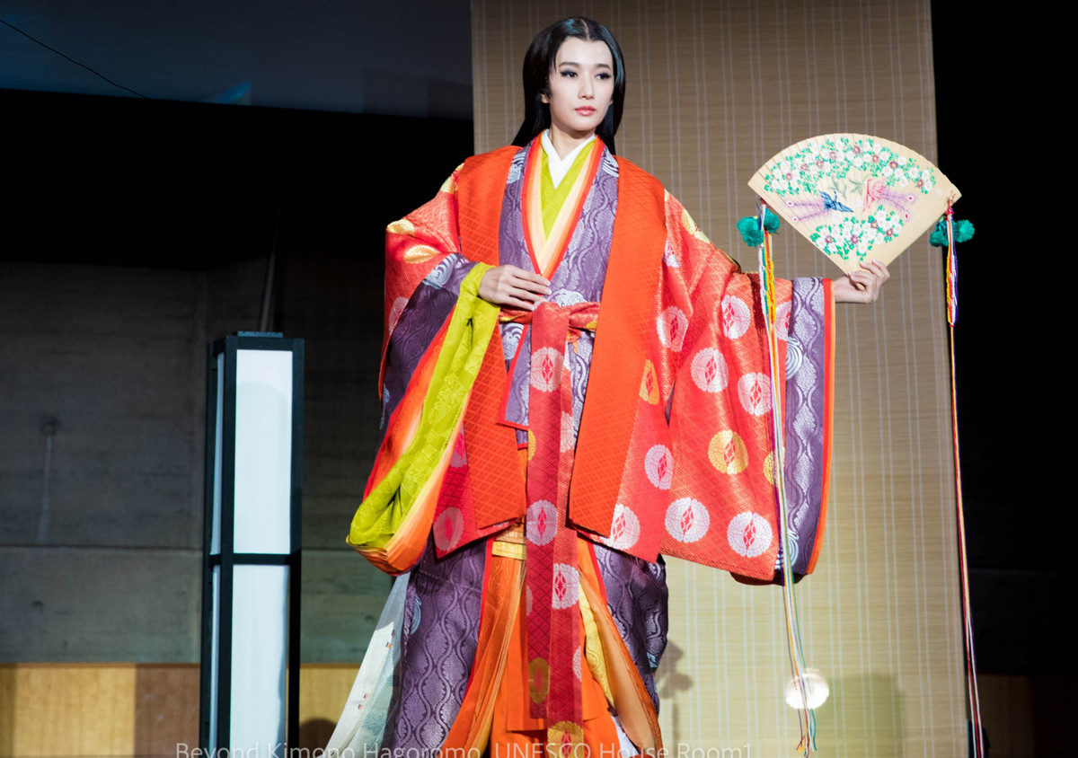 Trang phục truyền thống: Nhịp cầu văn hóa Việt Nam – Nhật Bản - Hình 3 Trang phuc truyen thong: Nhip cau van hoa Viet Nam – Nhat Ban-Hinh-3