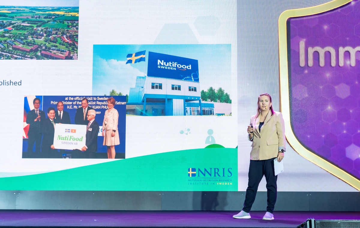 Nutifood Thuy Dien cong bo san pham Varna Colostrum voi thanh phan doc quyen tu My-Hinh-2