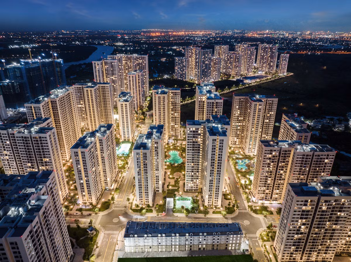 Thị trường BĐS tăng nhiệt, khách hàng ngóng dự án “hot” tại TP.HCM Thi truong BDS tang nhiet, khach hang ngong du an “hot” tai TP.HCM