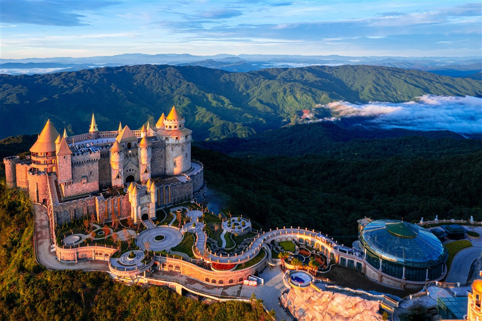 Hoa ra day la ly do khien Sun World Ba Na Hills hut khach Han Quoc, Thai Lan-Hinh-3