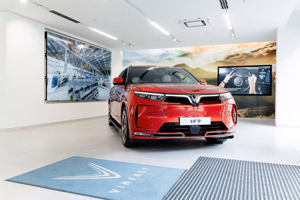 Vinfast khai truong cua hang Berlin, mo rong mang luoi tai Chau Au-Hinh-2