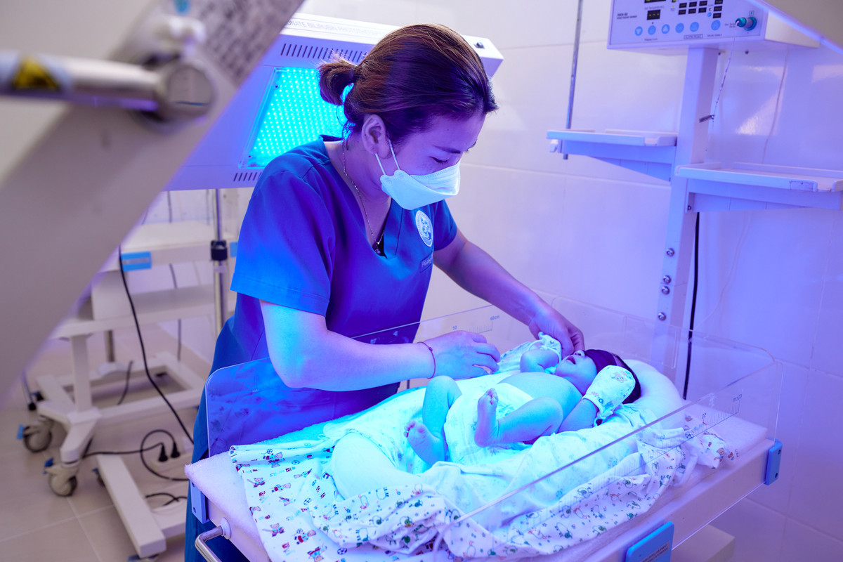 Sun Group chuyen giao toa Nha kham chua benh - Benh vien Da khoa huyen Dinh Hoa-Hinh-2