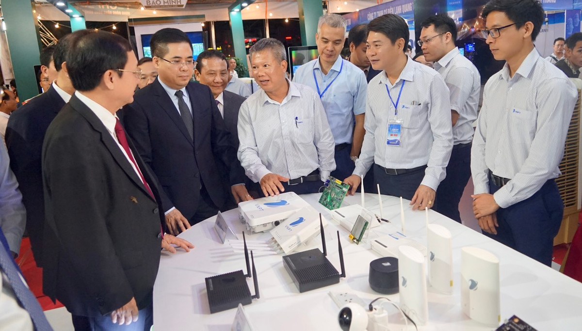 VNPT dong hanh cung Techfest Vung Dong bang Song Hong 2023