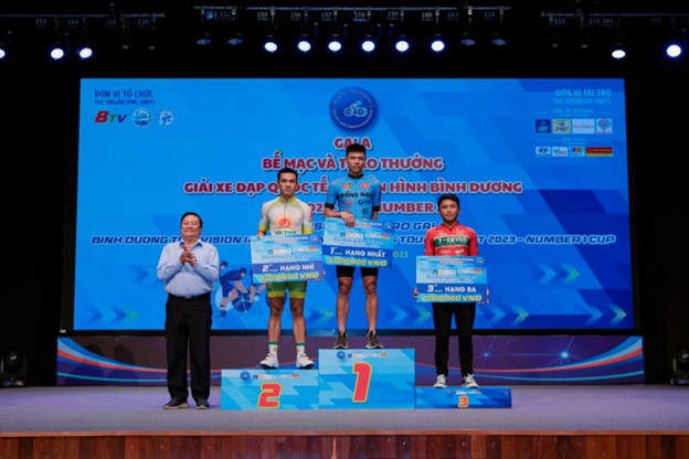 Giải xe đạp quốc tế truyền hình Bình Dương năm 2023 – Cup Number 1 và sự thành công của mùa giải đầu tiên - Hình 7 Giai xe dap quoc te truyen hinh Binh Duong nam 2023 – Cup Number 1 va su thanh cong cua mua giai dau tien-Hinh-7