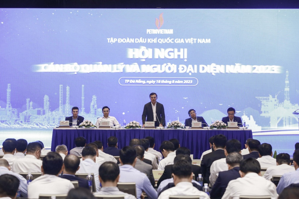 Xay dung Petrovietnam thanh Tap doan cong nghiep nang luong quoc gia