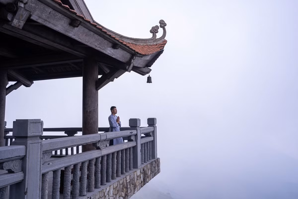 500 nguoi dong dien Yoga chao mat troi tai Fansipan-Hinh-5