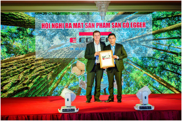 Kinh nghiem phan phoi san go, go nhua, tam op tu Kosmos Viet Nam-Hinh-2