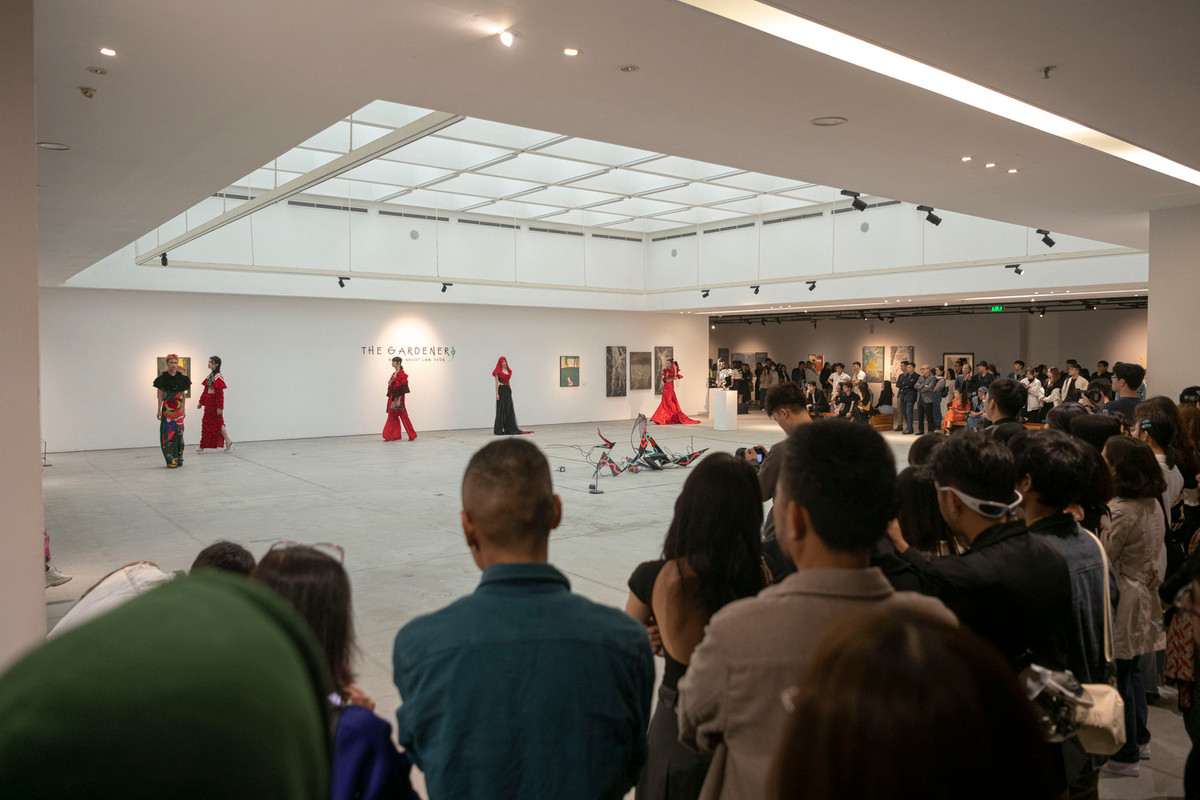 VCCA Gioi thieu trien lam “Nhung nguoi lam vuon” tai Ha Noi