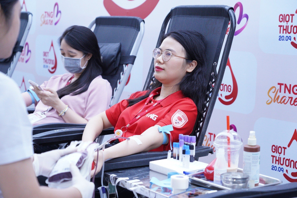 Nguoi TNG Holdings Vietnam mang “giot thuong” gui vao ngan hang mau-Hinh-3