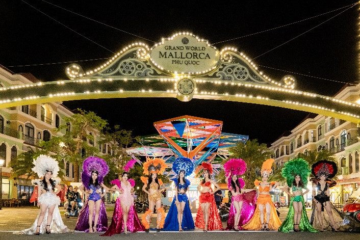 Tren tay 1 trieu dong den Grand World “song ao dien dao” tu ngay sang dem-Hinh-6