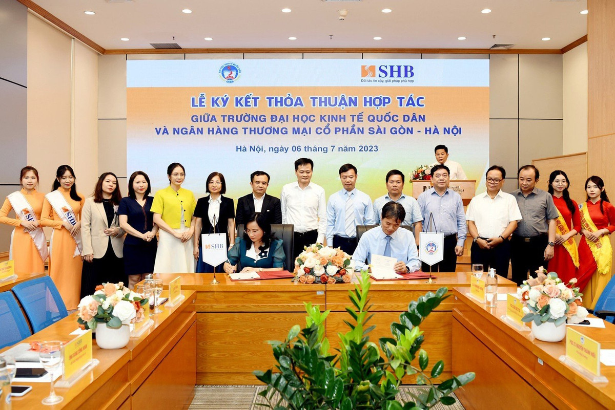 SHB tăng cường hợp tác với Đại học Kinh tế Quốc Dân - Hình 3 SHB tang cuong hop tac voi Dai hoc Kinh te Quoc Dan-Hinh-3
