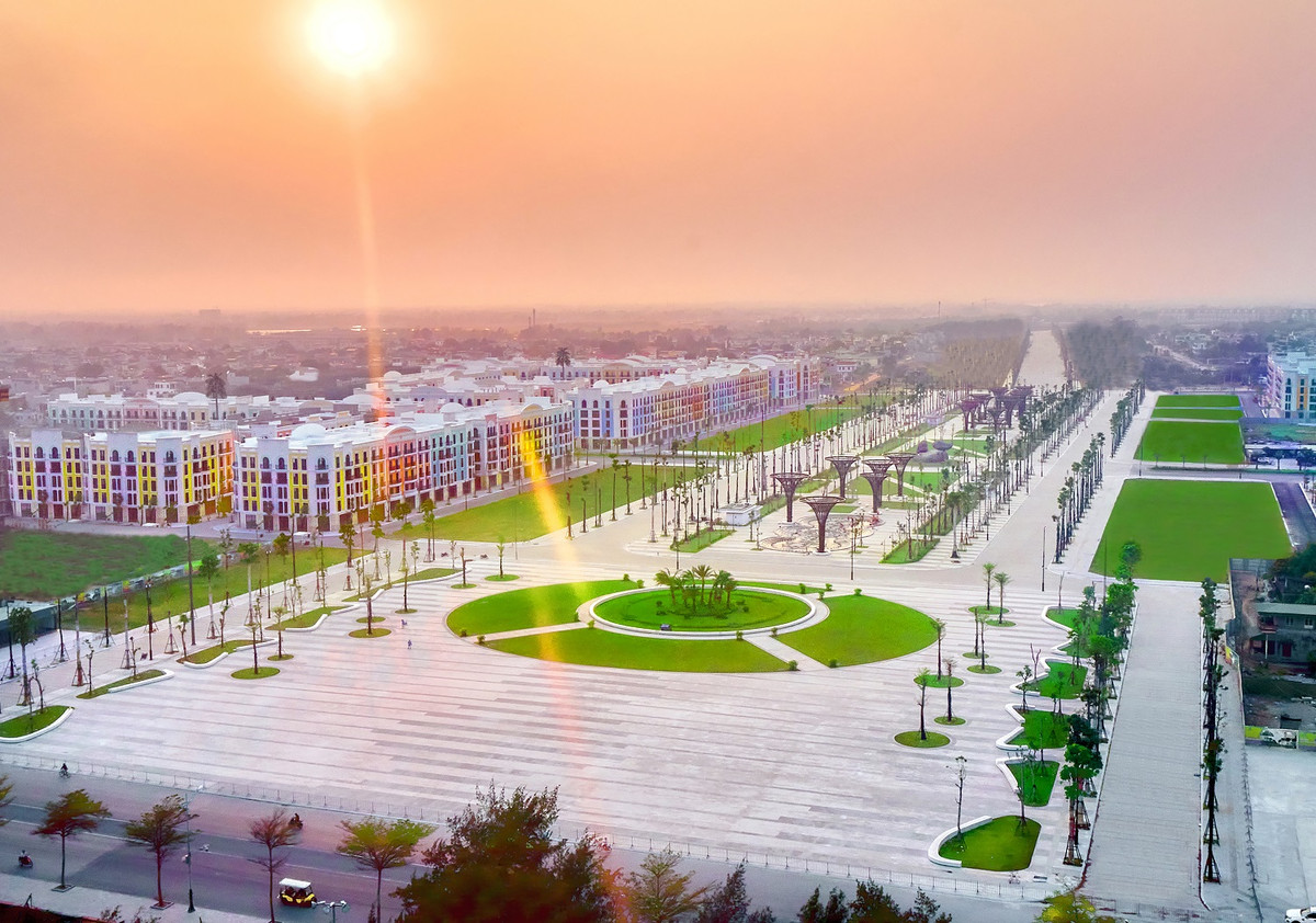 “Vũ điệu” của nước hút khách thập phương về Sầm Sơn dịp nghỉ lễ 30/4 - Hình 7 “Vu dieu” cua nuoc hut khach thap phuong ve Sam Son dip nghi le 30/4-Hinh-7