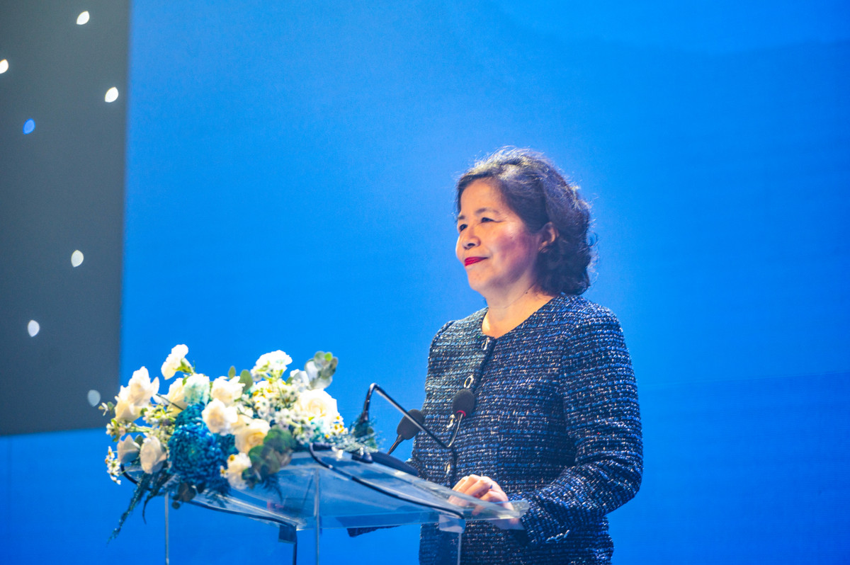 Vinamilk cong bo nhan dien thuong hieu moi-Hinh-2