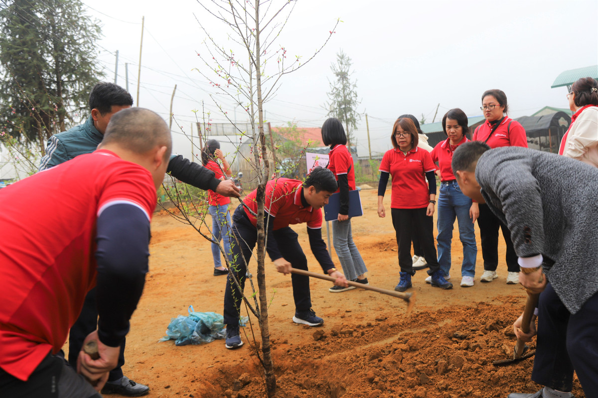 SeABank tich cuc hoat dong thien nguyen, mang yeu thuong toi cong dong