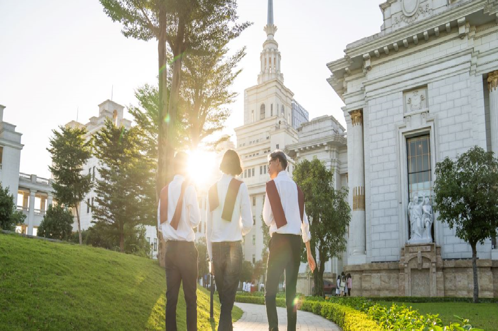 Dai hoc VinUni vinh du gianh duoc Giai thuong ISCN Excellence Awards 2023-Hinh-3