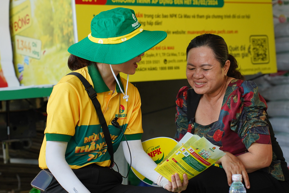 Mua vang thang lon 2023: Hang tram chi vang 99.99 da toi tay ba con nong dan