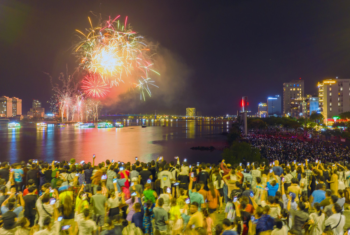 Sản phẩm du lịch hấp dẫn – thỏi nam châm hút khách đến Đà Nẵng - Hình 2 San pham du lich hap dan – thoi nam cham hut khach den Da Nang-Hinh-2