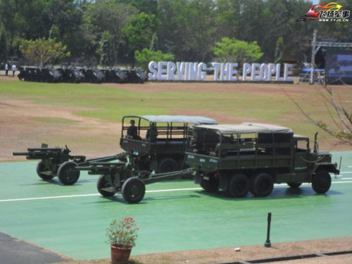 Dan mang Trung Quoc che toi ta cuoc duyet binh cua Philippines-Hinh-4