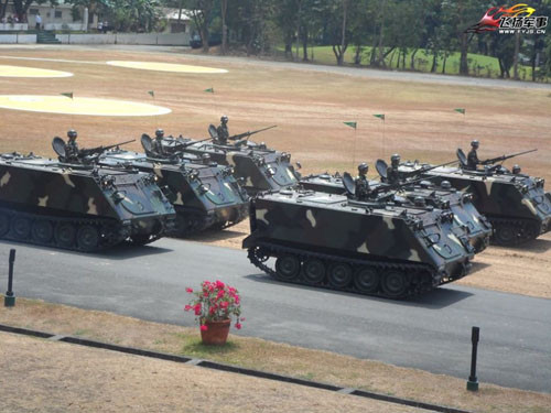 Dan mang Trung Quoc che toi ta cuoc duyet binh cua Philippines-Hinh-6