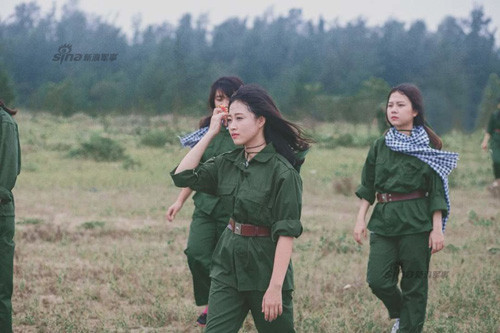 Người dùng ở Quảng An – Tứ Xuyên cũng viết: “Ý tưởng các bức ảnh rất hay, tôi thích bức ảnh thứ 18 (tức là ảnh trên)".