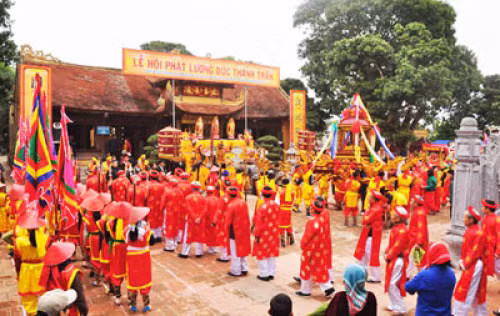 Tai sao nguoi Viet quan niem thang gieng la thang an choi?-Hinh-2