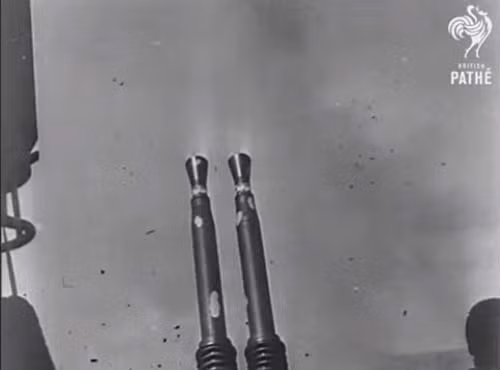 Cũng có nguồn tin nói rằng trận đánh cảm tử Kamikaze đầu tiên xảy ra vào ngày 14/9/1944 do các phi công của phi đội 31 trên đảo Negros thực hiện. Trung úy Takeshi Kosai và một trung sĩ được lựa chọn đã lái một máy bay mang theo 2 quả bom cỡ 100 kg để tìm diệt tàu sân bay Mỹ nhưng không có hồ sơ nào về tàu chiến của Đồng Minh bị đánh trúng vào ngày hôm đó.