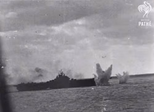 Theo Wikipedia, phi công được dạy rằng nên bổ nhào về phía mục tiêu của mình với những điểm được chú ý đặc biệt là điểm giữa của tháp chỉ huy và ống khói. Một mục tiêu nữa là chiếc thang để vận chuyển các máy bay từ khoang chứa lên sàn tàu hoặc nếu máy bay tấn công ngang thì mục tiêu là giữa thân tàu ở vị trí cao hơn mực nước một chút hoặc nhà chứa máy bay.