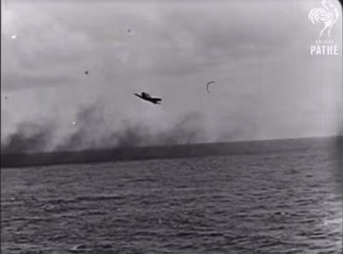 Theo Business Insider, phe Đồng Minh ước tính rằng một phi công Nhật nếu sử dụng chiến thuật thông thường chỉ có thể thực hiện được nhiều nhất là 2 lần tiếp cận được một tàu chiến Đồng Minh và chỉ có 3% cơ hội đánh đắm được nó. Nhưng khi họ sử dụng chiến thuật tự sát, khả năng đó đã tăng lên 15 đến 20%.