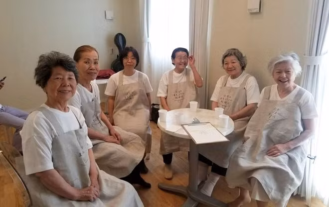 Theo anh, việc mở nhà hàng này là để mọi người có thể thông cảm và hiểu hơn về những người mắc chứng mất trí nhớ về già. (Nguồn Apple Daily)