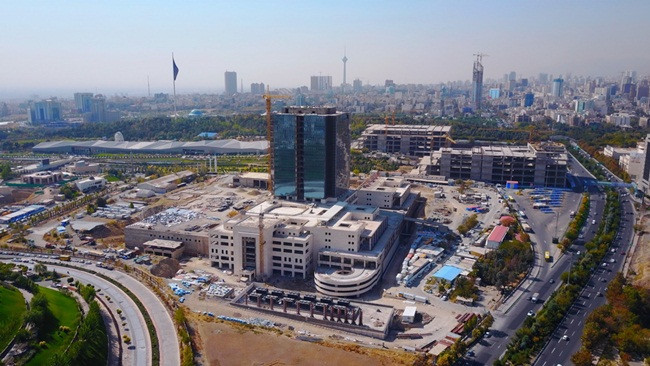 Ngày 10/8/2018, hãng thông tấn Mehr cho biết quỹ tiền tệ quốc tế IMF dự đoán kinh tế Iran sẽ vượt qua Tây Ban Nha, Ả Rập Saudi và Canada trở thành nền kinh tế lớn thứ 15 thế giới trong năm 2021 tức vượt 3 bậc so với hiện nay. Theo dự đoán, GDP của Iran năm 2021 là 2095 tỷ USD sẽ cao hơn Tây Ban Nha, Canada và Ả Rập Saudi.