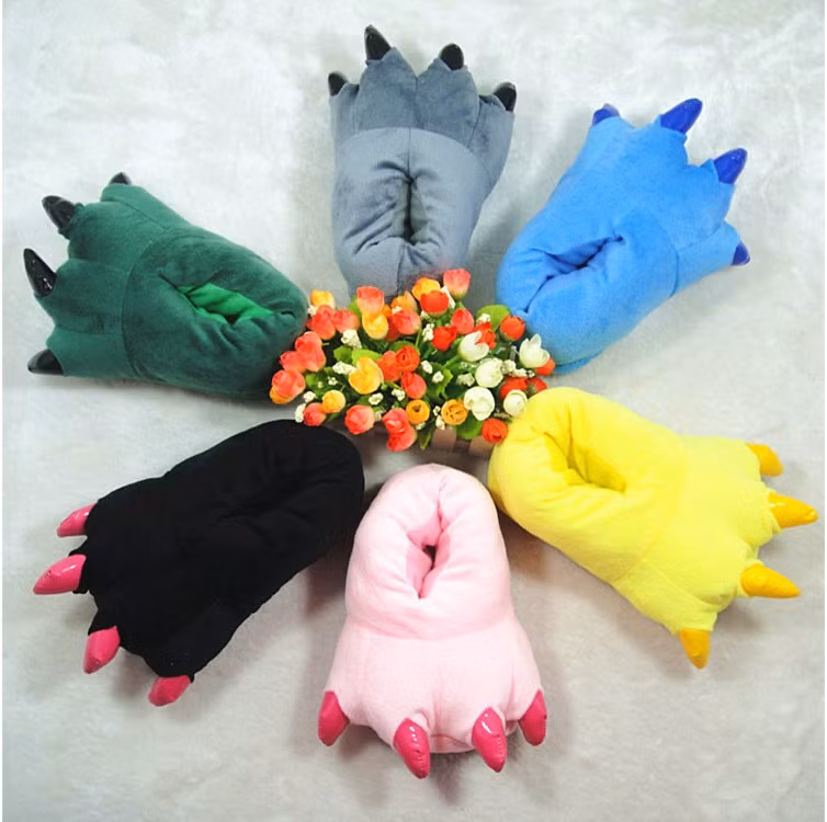 Dép đi trong nhà vào mùa đông có thiết kế quá độc.