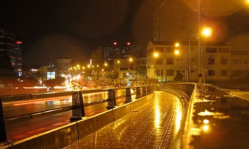 Dem va sang som mai 23/11, Ha Noi co mua rao