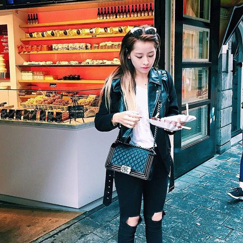 Loat phu kien hang hieu tram trieu cua hot girl Viet-Hinh-4