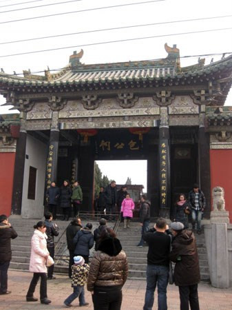 Su that hai vu xu an chan dong thien ha cua Bao Cong