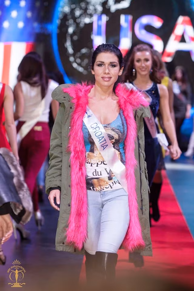 Soi nhan sac xau kho do cua thi sinh HH Sieu quoc gia-Hinh-8