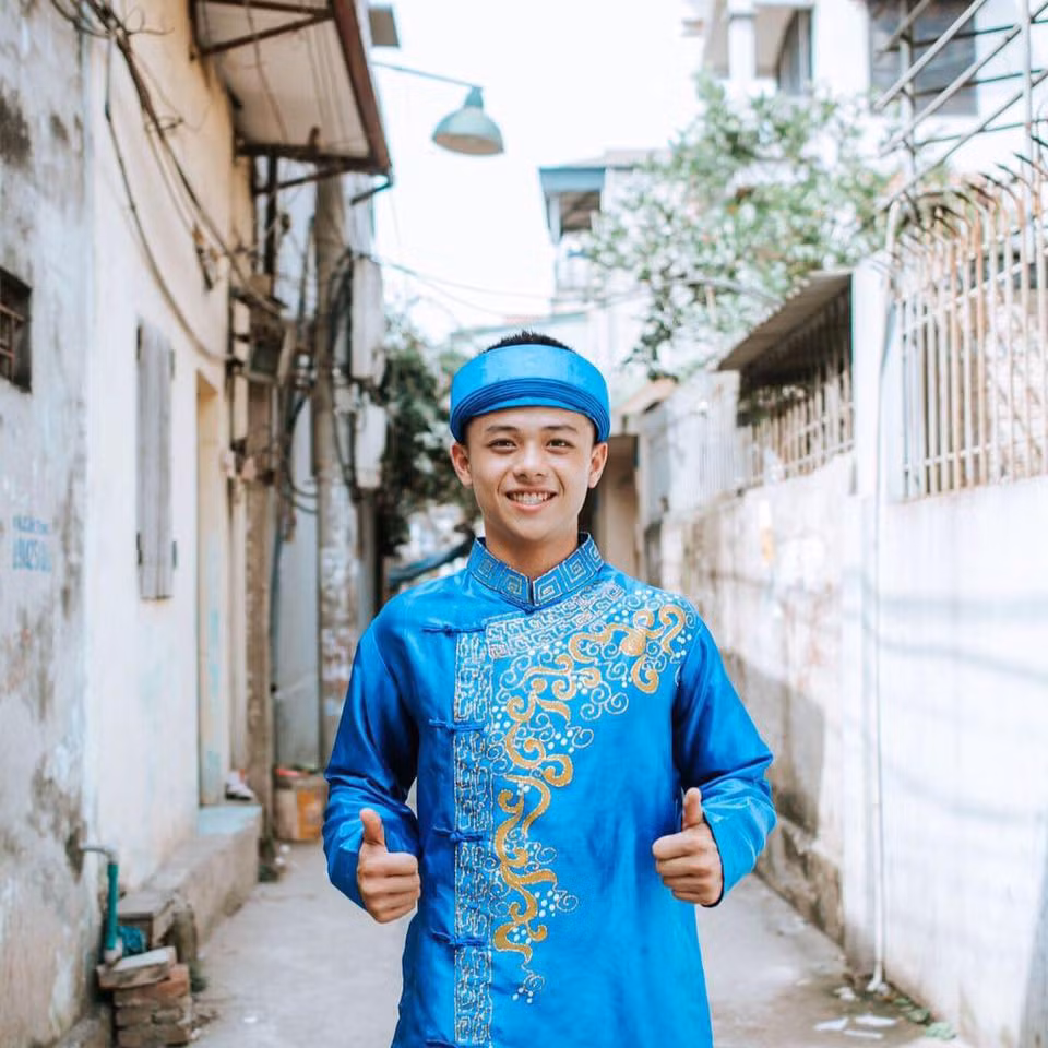 Hot boy 9X hiện đang là sinh viên trường đại học Thăng Long (Hà Nội).