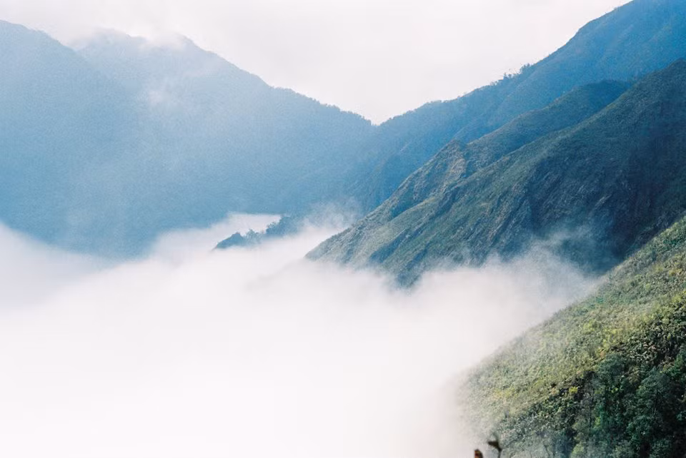 Những ngày nắng đẹp đầu thu, đông hoặc đầu xuân là thời điểm thích hợp để chinh phục đỉnh Tà Chì Nhù.