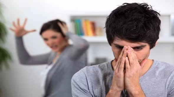 11 hanh dong cua phu nu khien dan ong "phat dien"