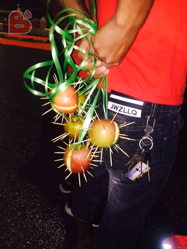 Phan no voi tro choi "bien thai" cua nhom dan phuot-Hinh-4